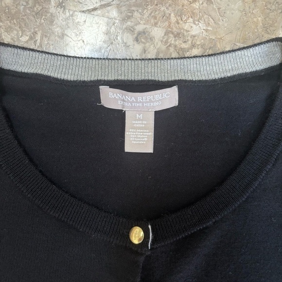 Banana Republic Merino Wool Black Classic Cardigan Sweater, Gold Buttons Size M - Picture 3 of 8